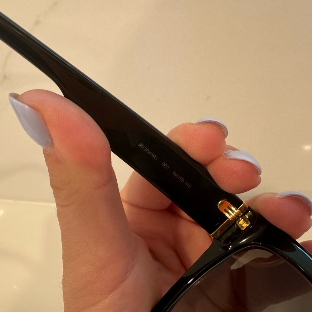 Gucci GG0459S Sunglasses - Picture 4 of 4